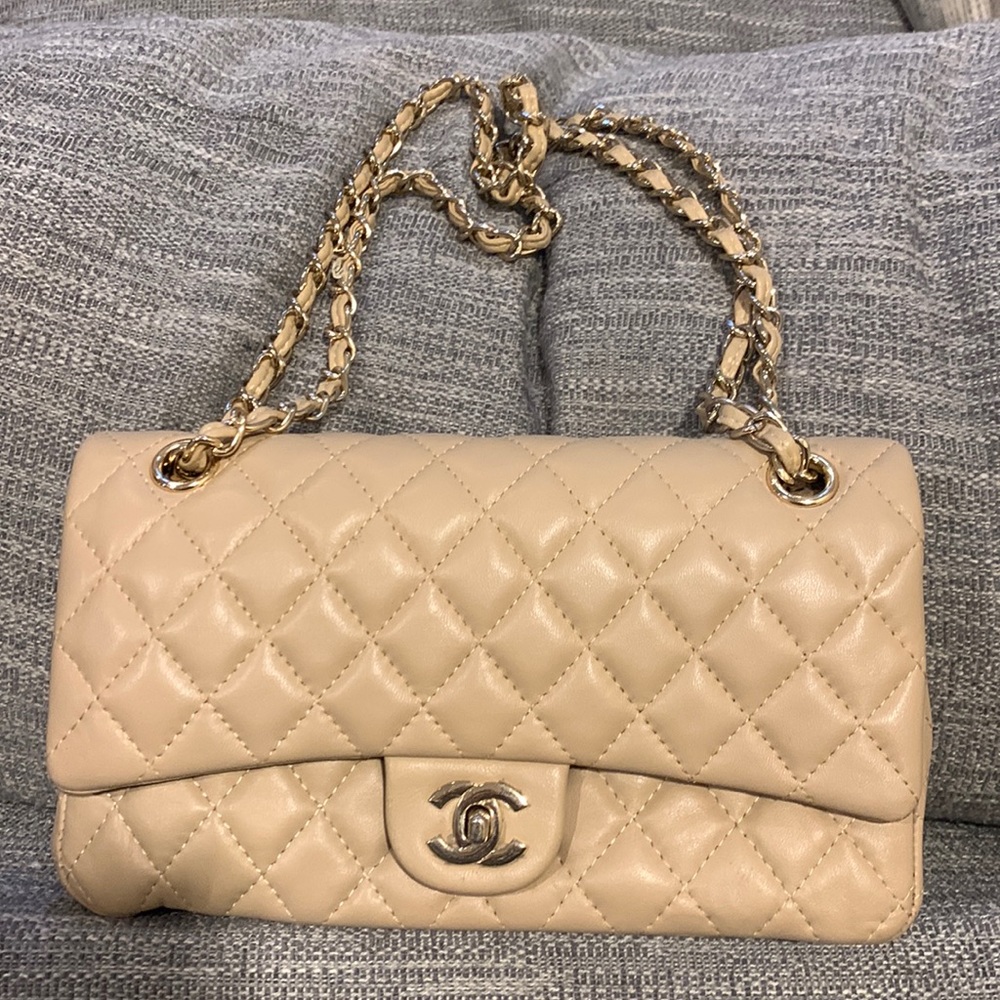 Fake chanel bag
